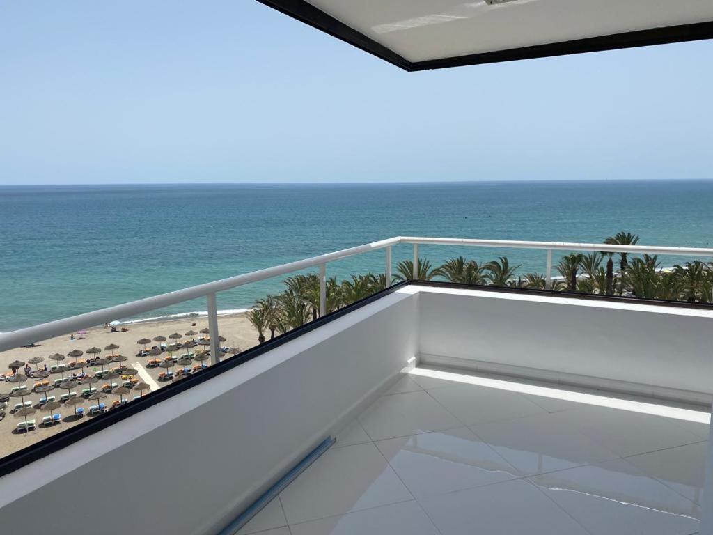 דירות טורמולינוס Edificio Playa Mar מראה חיצוני תמונה